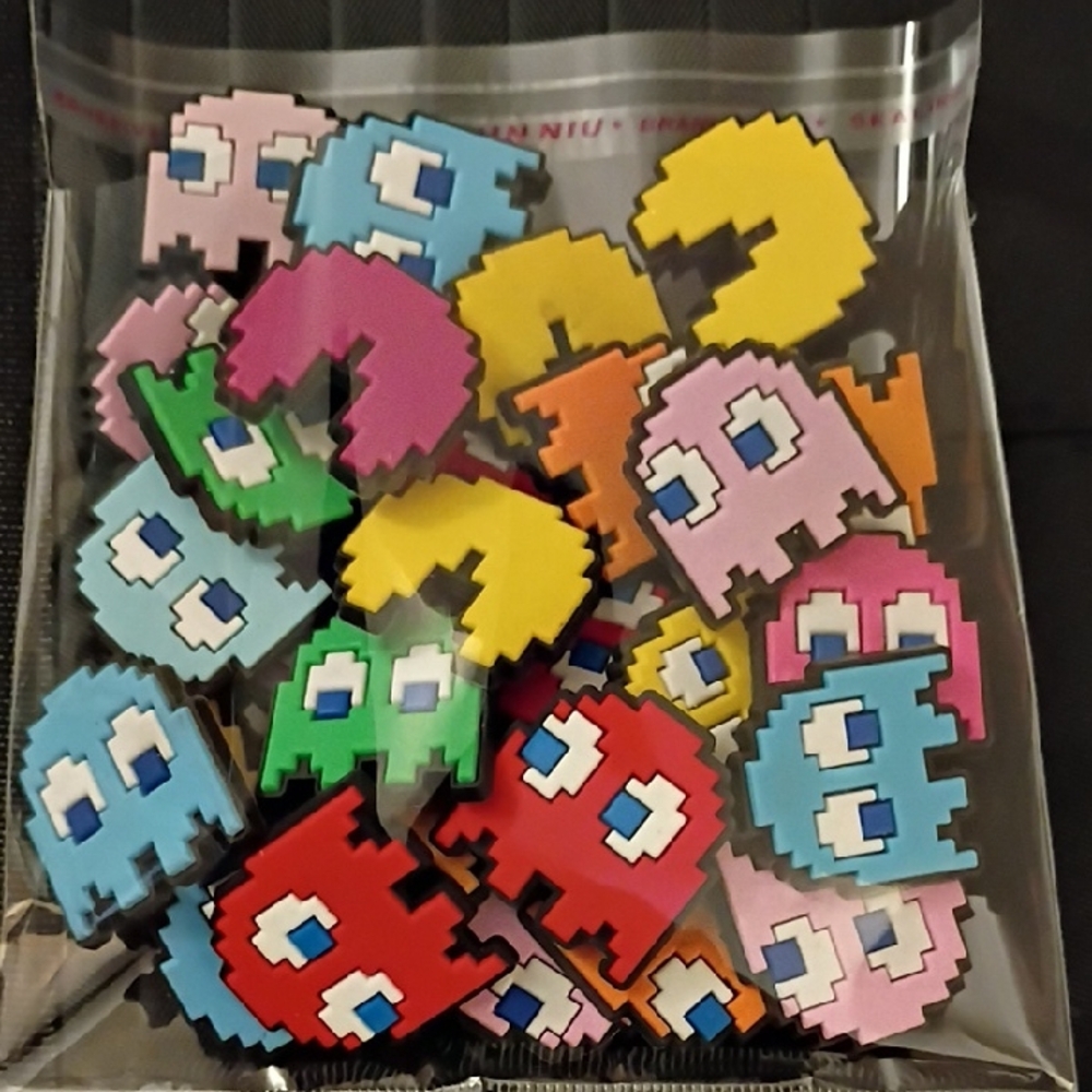 Colorful Pixel Ghost Pins